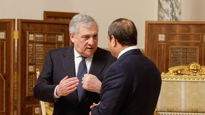 Ministrul italian de externe îşi anulează vizita la Paris după ce minstrul francez de interne a declarat că Giorgia Meloni este "incapabilă să rezolve problemele migraţiei pentru care a fost aleasă"
