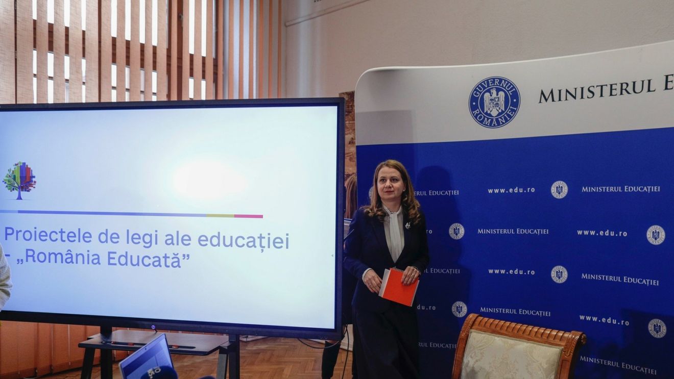Proiectele legilor educației intră în dezbaterea Comisiei de învățământ din Senat