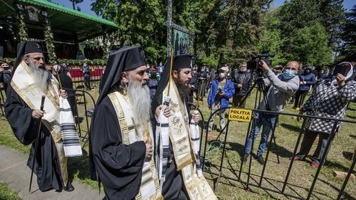 DOCUMENT Arhiepiscopul Teodosie le-a ordonat tuturor preoților și călugărilor din eparhie sa meargă pe 30 noiembrie la peștera Sfântul Andrei în "interes profesional"