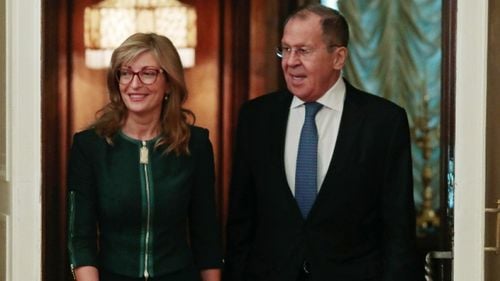 Rusia a cerut Bulgariei centrala nucleară de la Belene şi terenul pe care se află ambasada sa la Sofia/ Sofia strânge relațiile cu Moscova