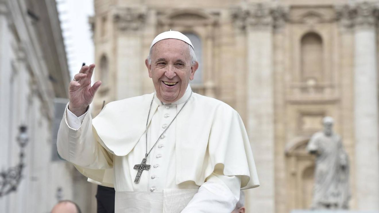 Papa Francisc a numit prima femeie într-o funcție de rang înalt la Vatican