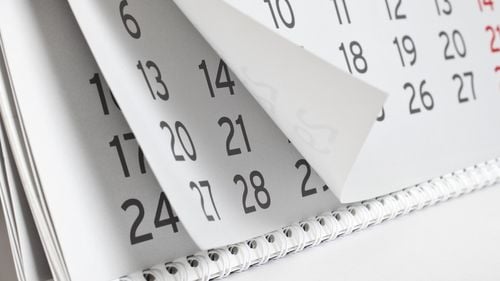 Cum ajung unii bugetari la aproape două luni de concediu anual/ Un angajat de la stat se poate bucura de până la 35 de zile libere, la care se adaugă și zilele libere oficiale 