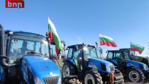 Agricultorii bulgari au blocat o șosea în apropiere de Ruse cerând interzicerea importurilor de grâu din Ucraina