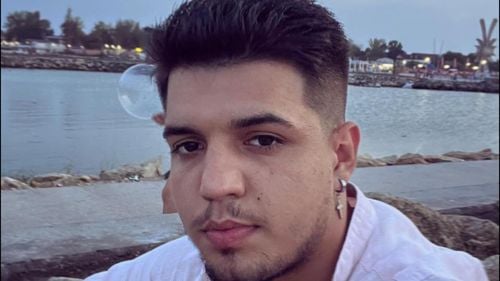 Manelistul Babasha, huiduit la concertul Coldplay de miercuri seara de pe Arena Națională, anunță că va cânta și joi / „Atât vă mai anunț, urmează un show și mai și”