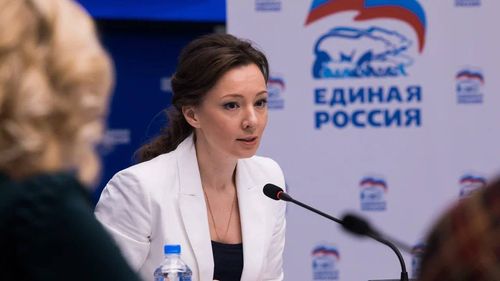 Vicepreşedinta Dumei de Stat a vizitat regiunea ucraineană Herson, aflată sub ocupaţie rusă / Liderii locali impuși de Moscova au cerut recent ca regiunea să fie anexată de Rusia