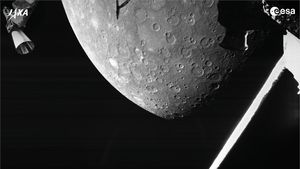 Agenția Spațială Europeană a publicat primele imagini cu planeta Mercur, surprinse de sonda BepiColombo