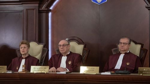 Călin Georgescu ameninţă judecătorii CCR: Prin ce aţi decis în data de 6 decembrie nu cumva aţi jurat strâmb? /  Reparaţi-vă greşeala / Vă atrag atenţia că riscaţi să plătiţi voturile anulate cu ani grei de puşcărie