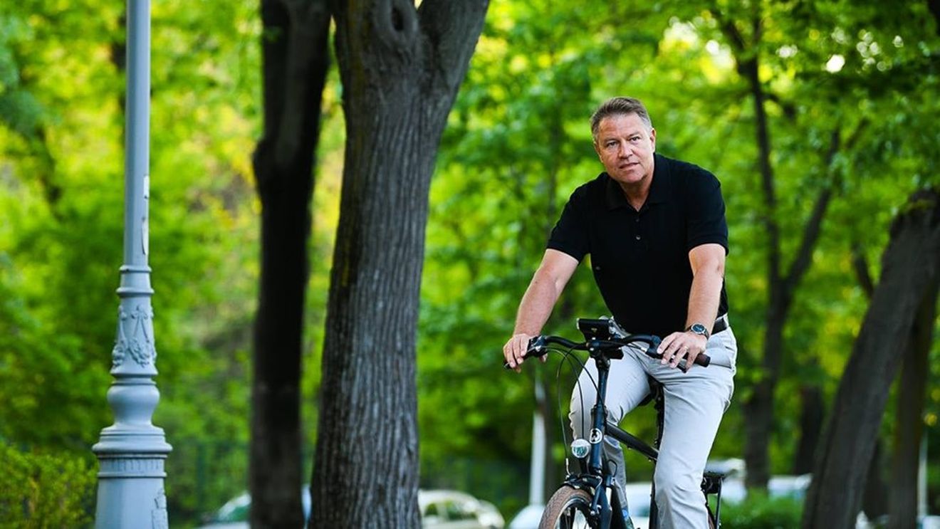 Iohannis, pe bicicletă de Ziua Mondială fără Mașini
