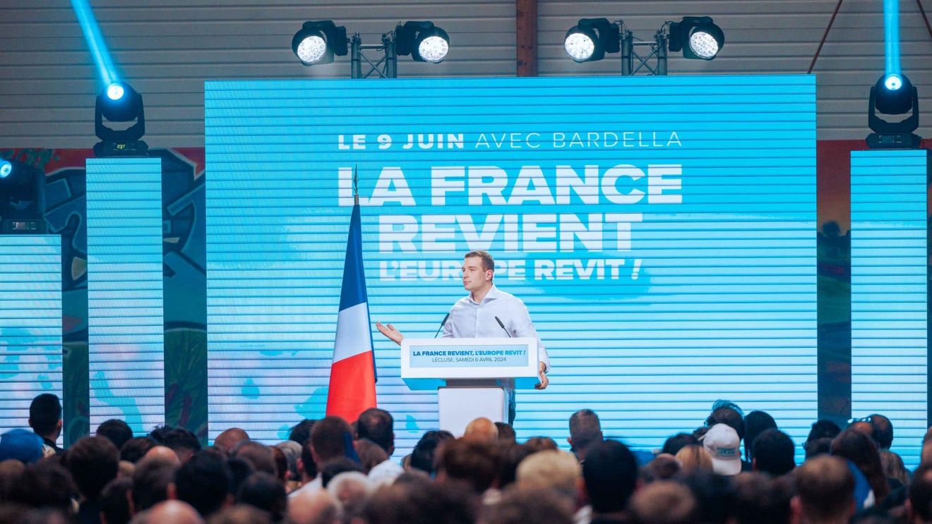 Jordan Bardella liderul extremei drepte din Franța cere o replică puternică a UE în faţa ameninţărilor preşedintelui american