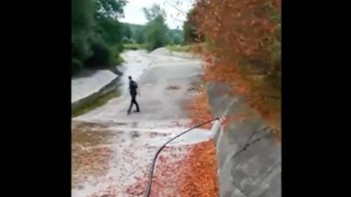 O mină de sare din Slănic Prahova a fost inundată, iar apa a fost deversată într-un pârâu / ”A fost o procedură de urgență, luată din motive de siguranță. Am solicitat convocarea Comitetului Local pentru Situații de Urgență”