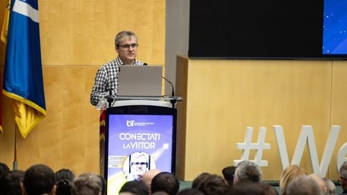 Știința atrage! Peste 700 de participanți la conferința susținută de Cristian Presură la Universitatea de Vest din Timișoara