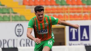 Ianis Hagi a marcat pentru Alanyaspor în meciul amical cu Metaloglobus București