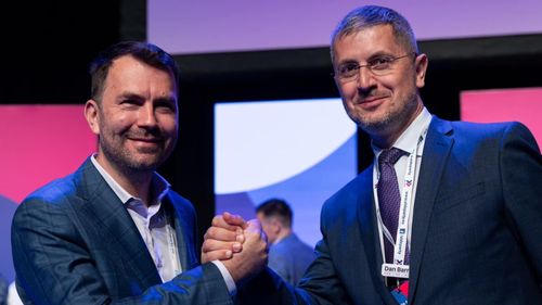 UPDATE Ionuț Moșteanu îl contrazice pe Octavian Berceanu care susține că Dan Barna va fi preşedintele interimar al USR: ”Este un fake news” / Alegerea noului președinte, ”o chestiune de zile”