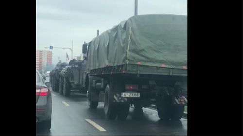 VIDEO Două transportoare blindate ale Armatei Române s-au defectat în mai puţin de 24 de ore, unul la un exerciţiu militar, iar altul în timp ce traversa municipiul Timişoara