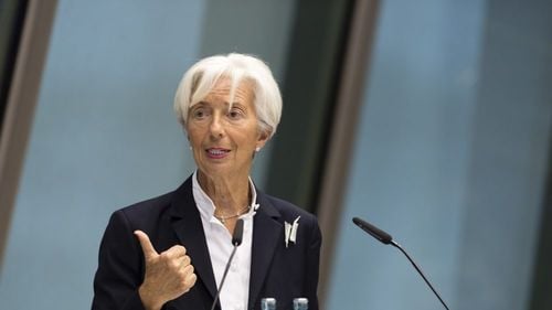 „Un marș spre independență”: Christine Lagarde dorește ca UE să renunțe la Visa și Mastercard pentru propria platformă de plăți / Beneficiile ar fi uriașe, dar dezvoltarea sistemului este complicată
