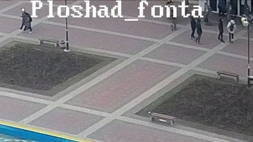 VIDEO Imagini cu primarul din Melitopol, cu un sac negru în cap, răpit de soldați ruși