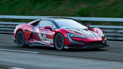 4 motoare electrice, peste 3.000 CP și 472 km/h: mașina ce redefinește supercarul electric