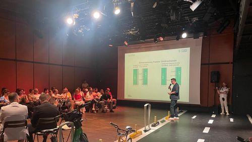 Bucureștiul pleacă de la aproape ZERO piste de biciclete. Are Masterplan Velo adoptat în 2025, dar „rătăcit” în avize. Primarul general Ciprian Ciucu: „Planul e bun, dar depinde de sectoare și documentații”