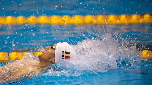 Andrei Anghel, calificat în semifinalele probei de 50 m spate, la Campionatul Mondial din Japonia