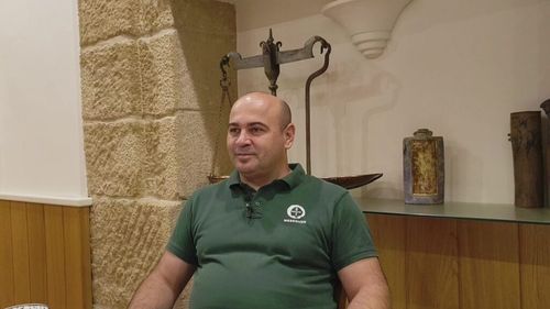 VIDEO | Un român din Maramureș a preluat un restaurant cu o tradiție de 75 de ani din Spania / Daniel Chereș, proprietar „Michelin BIB Gourmand”: „Avem clienți din toată Spania, dar și străini, inclusiv piloți și echipe celebre care vin la Circuitul GP Motorland”