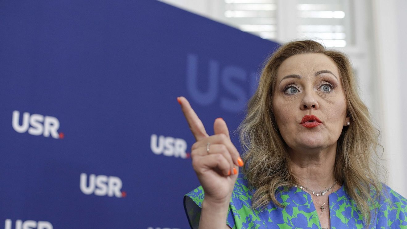 Elena Lasconi: Fac un apel la instituțiile statului - nu distrugeți democrația din România! / Judecătorii CCR au decis să schimbe regulile jocului doar pentru că pot
