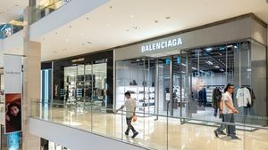 Balenciaga reînvie arta parfumeriei: colecție exclusivă și boutique dedicat la Paris