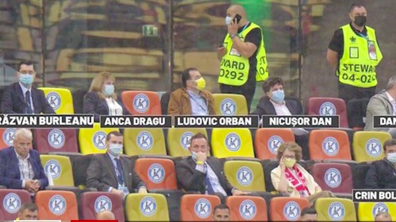 Euro 2020: Politicienii au primit loc în zona VIP, în timp ce legendele fotbalului românesc, Gică Hagi, Gică Popescu sau Dorinel Munteanu au stat la Tribuna a II-a