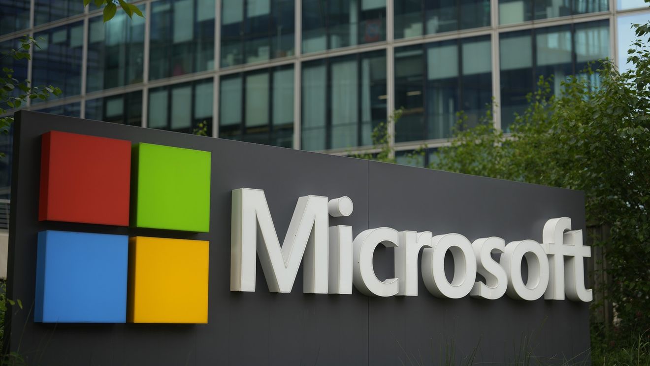 Microsoft a întrerupt unele servicii pentru armata israeliană / Unele produse ale companiei ar fi fost folosite pentru supravegherea civililor palestinieni