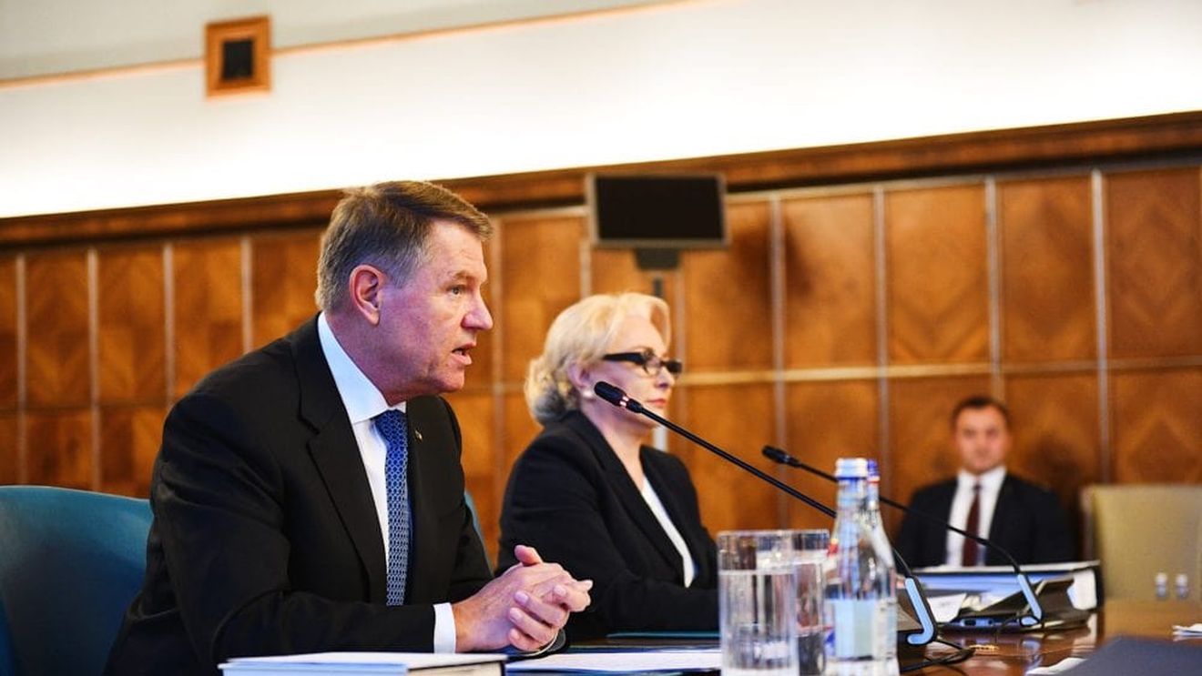 Viorica Dăncilă: O condiție a unei OUG de amnistie și grațiere este să fie asumată de ministrul justiției/ Premierul spune că dorește o discuție cu Klaus Iohannis pe tema remanierii