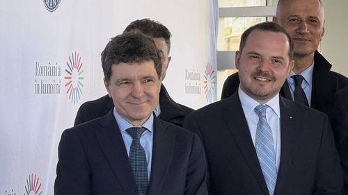 Alexandru Rogobete, primul PSD-ist care iese în apărarea lui Nicușor Dan: Susțin public decizia pe care a luat-o ieri. În sfârșit, România are Președinte / Și am încredere că domnul Președinte va duce „România în lumină”