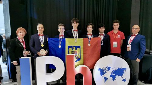 O medalie de aur, patru de argint și două premii speciale pentru România, la Olimpiada Internațională de Fizică 2025