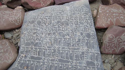 Un student de la Cambridge a descifrat o dilemă gramaticală a limbii sanscrite care a intrigat cercetătorii timp de secole