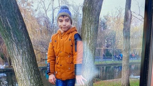 Copil dispărut în București, la rond Alexandria, poliția solicită sprijinul populației / UPDATE Răzvan a fost găsit și nu a fost victima vreunei infracțiuni