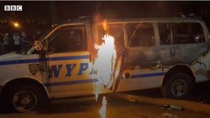 Trump amenință cu intervenția armatei pentru a pune capăt protestelor din SUA, izbucnite după moartea afro-americanului George Floyd