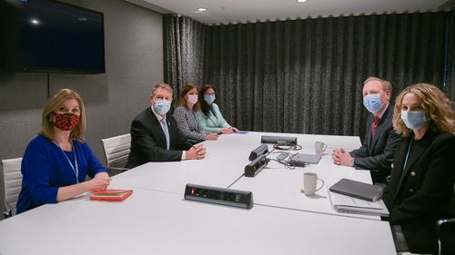 Iohannis, întrevedere cu președintele Microsoft, Brad Smith, la Summitul liderilor mondiali din cadrul Conferinței Națiunilor Unite privind Schimbările Climatice