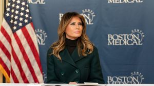 CNN: Melania Trump, printre cei care încearcă să-l convingă pe Trump să accepte că a pierdut alegerile
