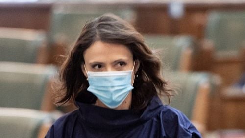 USR a anunțat în plenul Senatului că votează împotriva subvenționării presei de către guvern: ”Acest proiect afectează profund independența presei și echilibrul democratic”