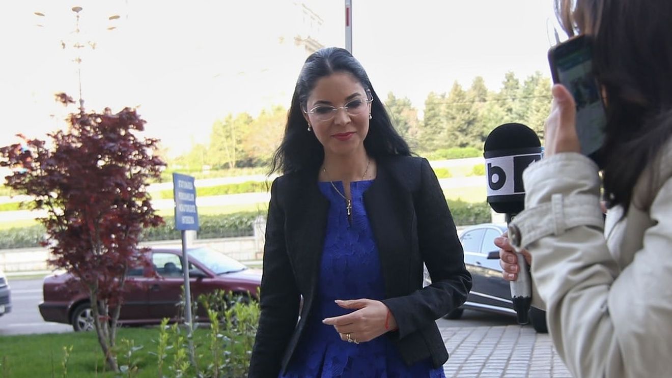 Ana Birchall a lăsat fără atribuții doi secretari de stat aduşi de Tudorel Toader