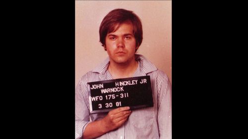 John Hinckley Jr., bărbatul care a încercat să-l asasineze pe fostul președinte american Ronald Reagan în 1981, pentru a o impresiona pe actrița Jodie Foster, ar putea fi eliberat definitiv în 2022
