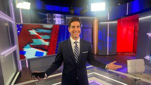 Fox News l-a înlocuit pe Tucker Carlson cu Jesse Watters, un prezentator TV la fel de radical