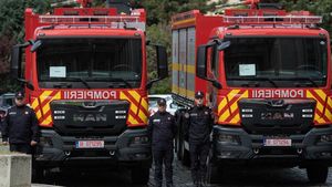 O conductă de gaz s-a spart în centrul municipiului Tulcea / Intervin pompierii şi echipele furnizorului / Strada a fost închisă