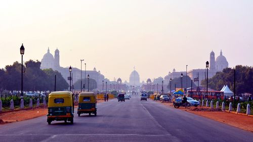 Curtea Supremă din India impune „munca de la domiciliu” pentru angajații din capitala New Delhi și orașele învecinate, din cauza poluării atmosferice periculoase