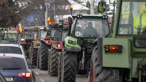Protestul fermierilor și transportatorilor continuă duminică în Capitală/ Când și pe unde se va desfășura marșul tractoarelor și capetelor de TIR