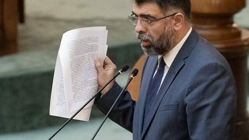 Robert Cazanciuc (PSD): Nu uitaţi de Legea Anastasia! Petreceţi din plin această minivacanţă de iarnă, alături de familie şi prieteni, dar fiţi responsabili şi nu vă urcaţi la volan dacă aţi consumat alcool sau substanţe interzise