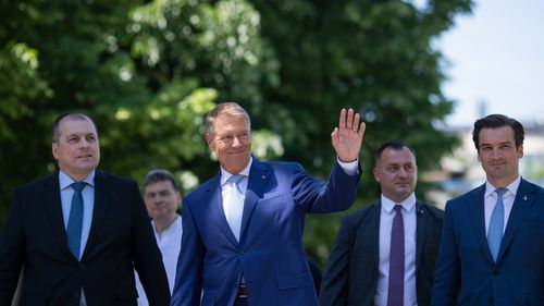 Klaus Iohannis, despre revizuirea Constituției: Vrem președinte ales de popor sau vrem președinte ales de Parlament, cu o poziție mai degrabă protocolară?