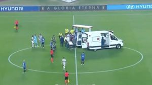 Victimă a unei probleme cardiace, un jucător s-a prăbuşit pe teren în timpul unui meci din Copa Libertadores – VIDEO