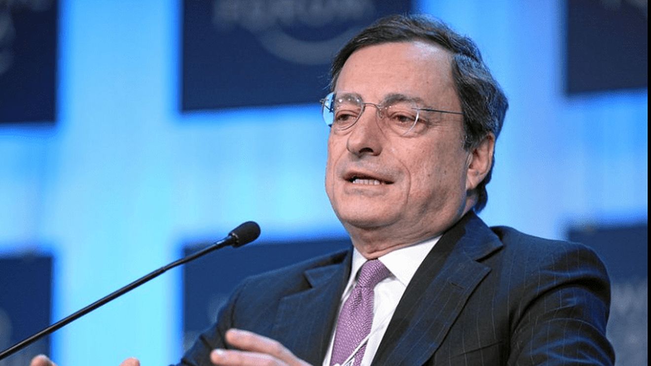 Decorarea lui Mario Draghi de către președintele Germaniei provoacă nervozitate în partidul lui Merkel: ”I-a expropriat fără încetare pe deponenții germani”