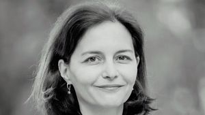 INTERVIU Letiția Pupăzeanu, AmCham: Polonia și Ungaria au avut o politică coerentă și constantă de atragere a investițiilor. În România îți faci un plan de business și a treia zi se schimbă cadrul fiscal peste noapte/ Vor veni nume americane mari în România, în perioada următoare
