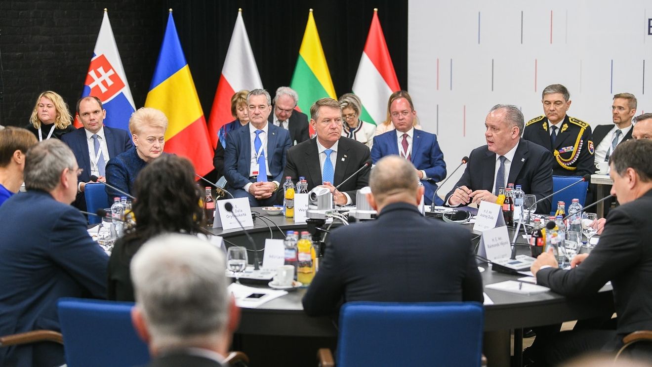 Liderii din estul și centrul Europei: Suntem profund îngrijoraţi de încălcarea gravă de către Rusia a Tratatului INF