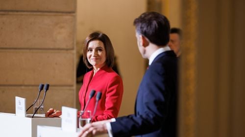Maia Sandu, după întâlnirea cu Emmanuel Macron: ”În vremuri dificile, Franța ne este alături – sprijinindu-ne să ne protejăm pacea, să ne întărim securitatea și să ne apropiem de Uniunea Europeană”